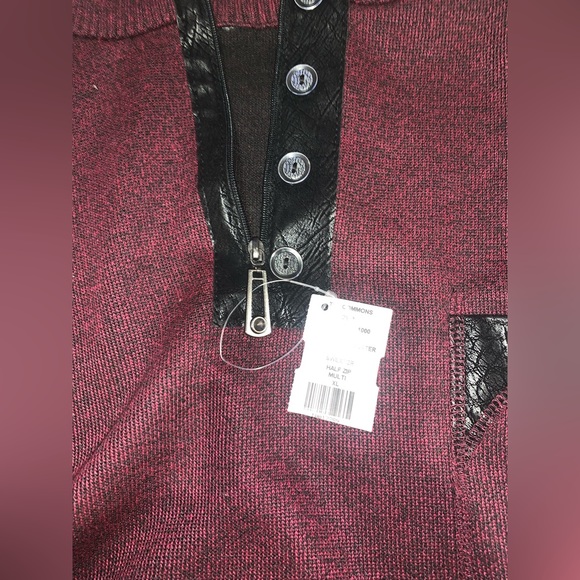 Sweater - Picture 2 of 5